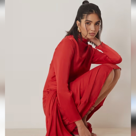 asos orange skater dress ASOS ORANGE Short Sleeve Dipped Hem Full Skirt Skater Dress